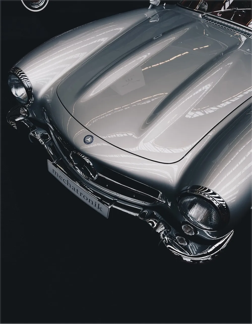 Classic Mercedes sports car, front detail